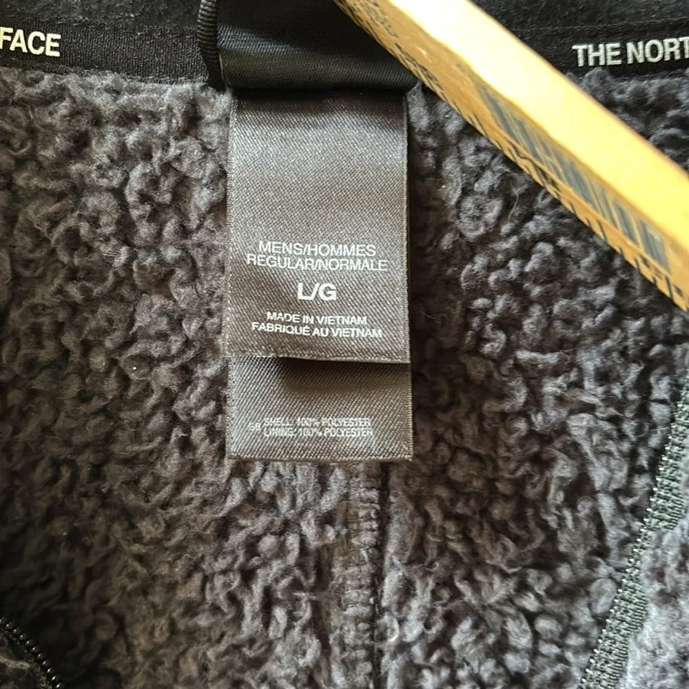 The‎ North Face Black Fleece Men's Zip Up Jacket Size Large